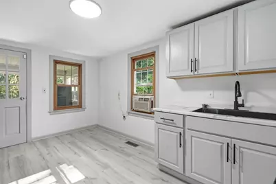 85 Silas St, Springfield, MA 01109 - Photo 13