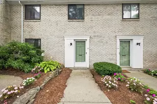 95 Commons Dr, Shrewsbury, MA 01545 - Photo 3