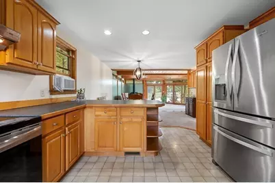 5 Abenaki St, Hubbardston, MA 01452 - Photo 23