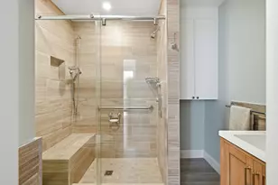9 Hatch St, Boston, MA 02127 - Photo 9