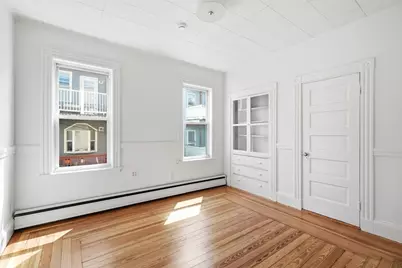 9 Hatch St #2, Boston, MA 02127 - Photo 5