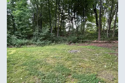 410 Silver St, Greenfield, MA 01301 - Photo 5