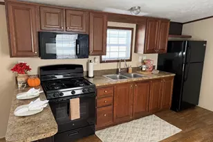 151 Hartford Tpke, Shrewsbury, MA 01545 - Photo 5