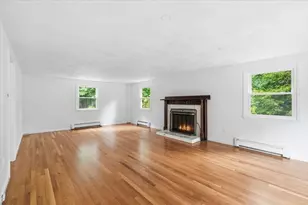 37 Orchard Dr, Pembroke, MA 02359 - Photo 5