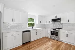 37 Orchard Dr, Pembroke, MA 02359 - Photo 9