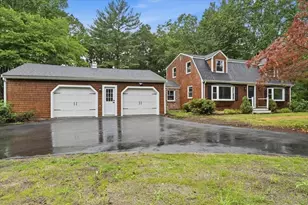 37 Orchard Dr, Pembroke, MA 02359 - Photo 1