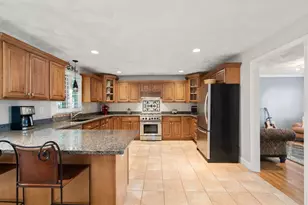 15 Island Rd, Lynnfield, MA 01940 - Photo 13