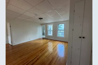 6 Dorchester St, Worcester, MA 01610 - Photo 5