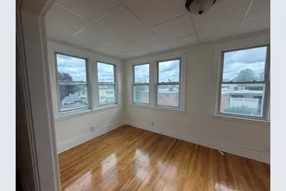 6 Dorchester St, Worcester, MA 01610 - Photo 3