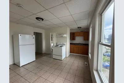 6 Dorchester St, Worcester, MA 01610 - Photo 13