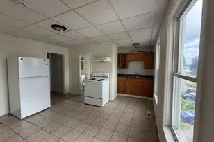6 Dorchester St, Worcester, MA 01610 - Photo 13