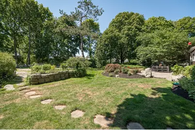 8 Brier Rd, Gloucester, MA 01930 - Photo 35