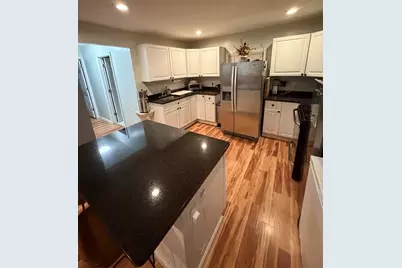 32 Roundy #1, Beverly, MA 01915 - Photo 9