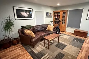 32 Roundy, Beverly, MA 01915 - Photo 11