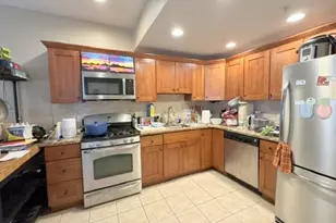910 Saratoga St, Boston, MA 02128 - Photo 3