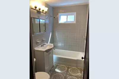 10-12 Dewey Ct, Northampton, MA 01060 - Photo 15