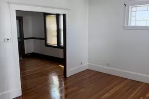 32 Adams St, Watertown, MA 02472 - Photo 3