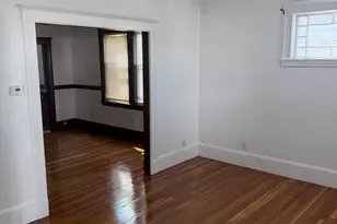 32 Adams St, Watertown, MA 02472 - Photo 3