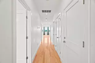 8 Leyden Ave, Medford, MA 02155 - Photo 29