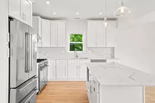 8 Leyden Ave, Medford, MA 02155 - Photo 5