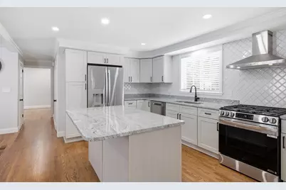 35 Ludlow Street, Acushnet, MA 02743 - Photo 3