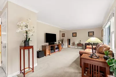 82 Keystone Ln, Billerica, MA 01821 - Photo 15