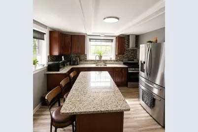 33 Hancock St, Haverhill, MA 01832 - Photo 7