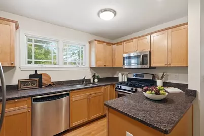1 Russell Pl #1, Arlington, MA 02474 - Photo 9