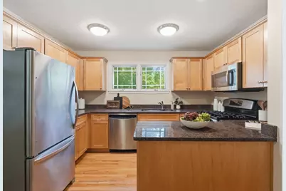 1 Russell Pl #1, Arlington, MA 02474 - Photo 11