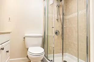 44 Broadlawn Park, Brookline, MA 02467 - Photo 3
