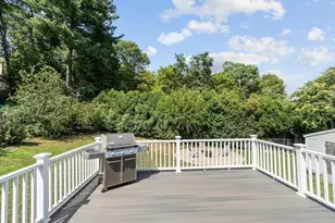 7 Locust St, Reading, MA 01867 - Photo 35