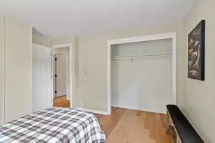 7 Locust St, Reading, MA 01867 - Photo 25