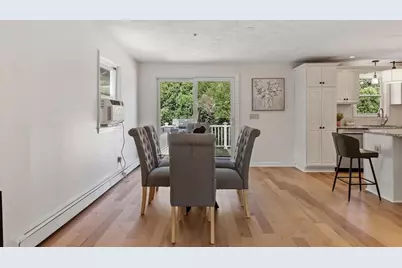 7 Locust Street, Reading, MA 01867 - Photo 9