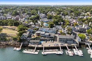 2 Mariners Ln, Marblehead, MA 01945 - Photo 33