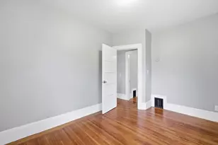 43 Cornell St, Springfield, MA 01109 - Photo 15