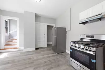 43 Cornell St, Springfield, MA 01109 - Photo 13