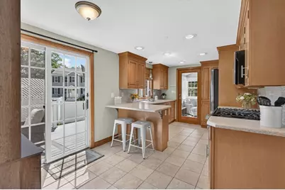 3 Wormstead St, Saugus, MA 01906 - Photo 9