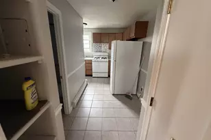 39 Hodges Ave, Taunton, MA 02780 - Photo 5