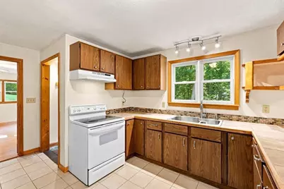 55 North St, Belchertown, MA 01007 - Photo 15