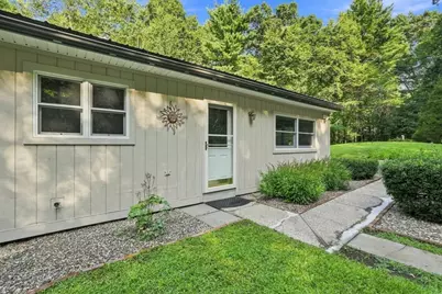 55 North St, Belchertown, MA 01007 - Photo 1