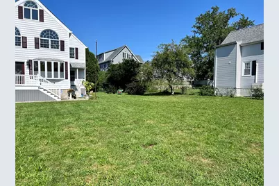 151 Rogers St #1, Dartmouth, MA 02748 - Photo 17