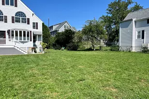 151 Rogers St, Dartmouth, MA 02748 - Photo 17