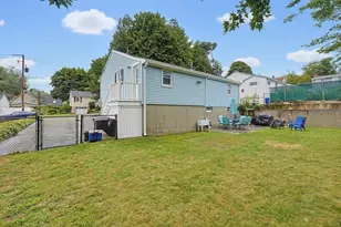 7 Haskell Pl, Peabody, MA 01960 - Photo 33