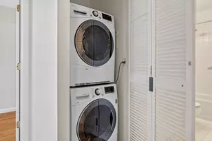 1243 Adams St, Boston, MA 02124 - Photo 15