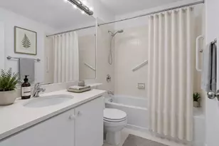 1243 Adams St, Boston, MA 02124 - Photo 9