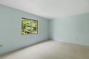 855 John Fitch Hwy, Fitchburg, MA 01420 - Photo 11