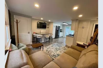 27 Neillian Way #1, Bedford, MA 01730 - Photo 3