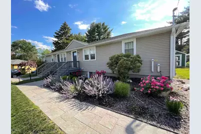 27 Neillian Way #1, Bedford, MA 01730 - Photo 1