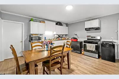 27 Henry St, Southbridge, MA 01550 - Photo 15