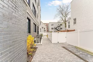 24-28 Mt Pleasant, Somerville, MA 02145 - Photo 27